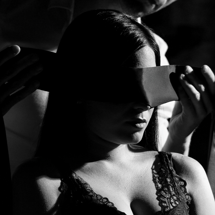 Blindfolds & Masks