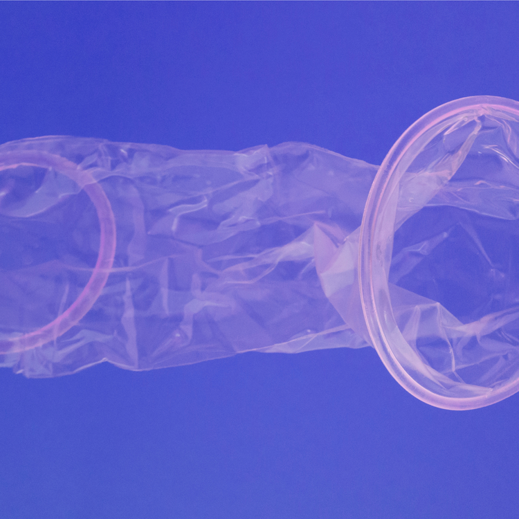 Female Condoms & Dental Dams