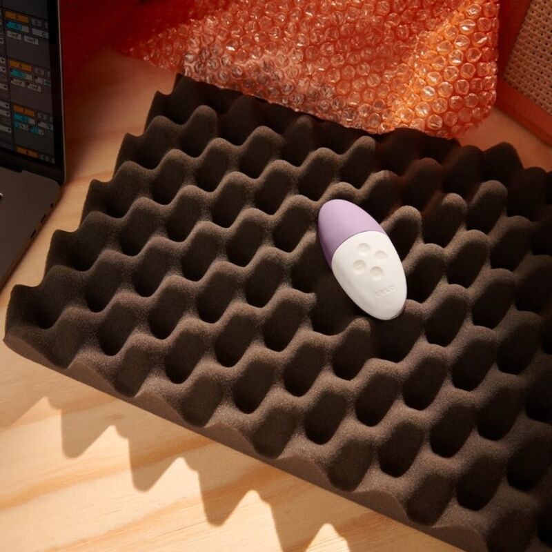 LELO Siri 3 Sound Activated Clitoral Vibrator Calm Lavender